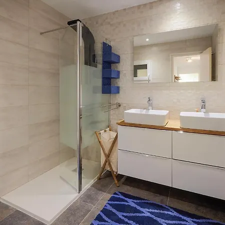 Beautiful In With Wifi Apartment *